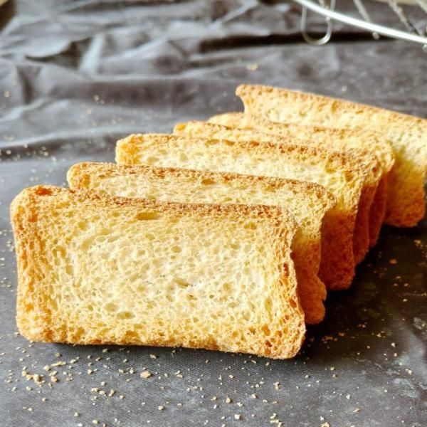 Karachi Bakery Wheat Rusk (200gm)